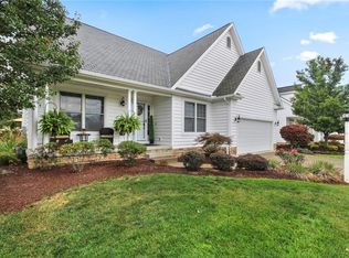 220 Saybrook Dr, Canfield, OH 44406