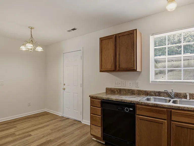 3707 Roseheim Ct — Photo 12