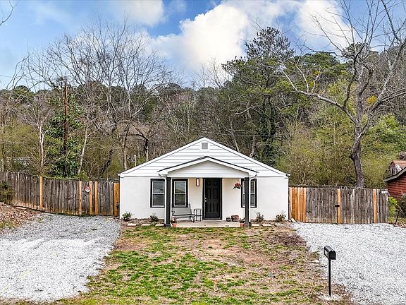 4th image of 5304 Groovers Landing Rd SE