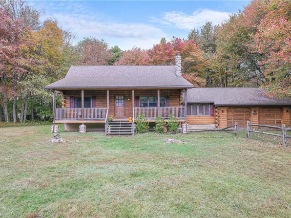 15 Piute Trl, Albrightsville, PA 18210