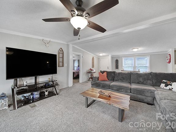 5th image of 3840 Sherer Rd