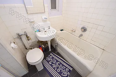 Rented by Genik Group Corp