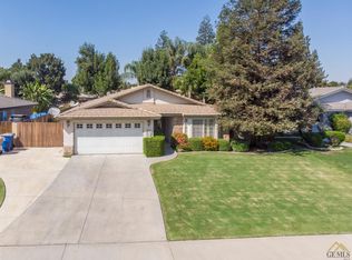 10212 Cheyenne Dr, Bakersfield, CA 93312