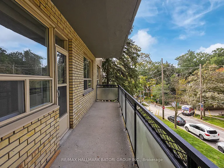 221 Russell Hill Rd #303 — Photo 20