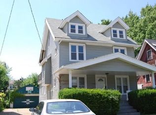 15239 Lake Shore Blvd, Cleveland, OH