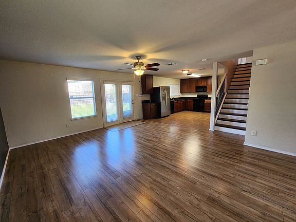 4th image of 5709 Valley Stream Way