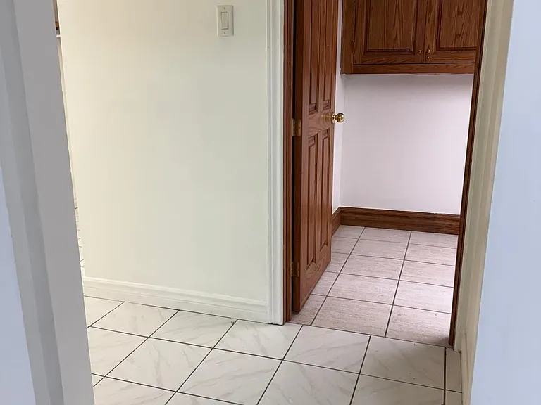 1282 York St — Photo 24