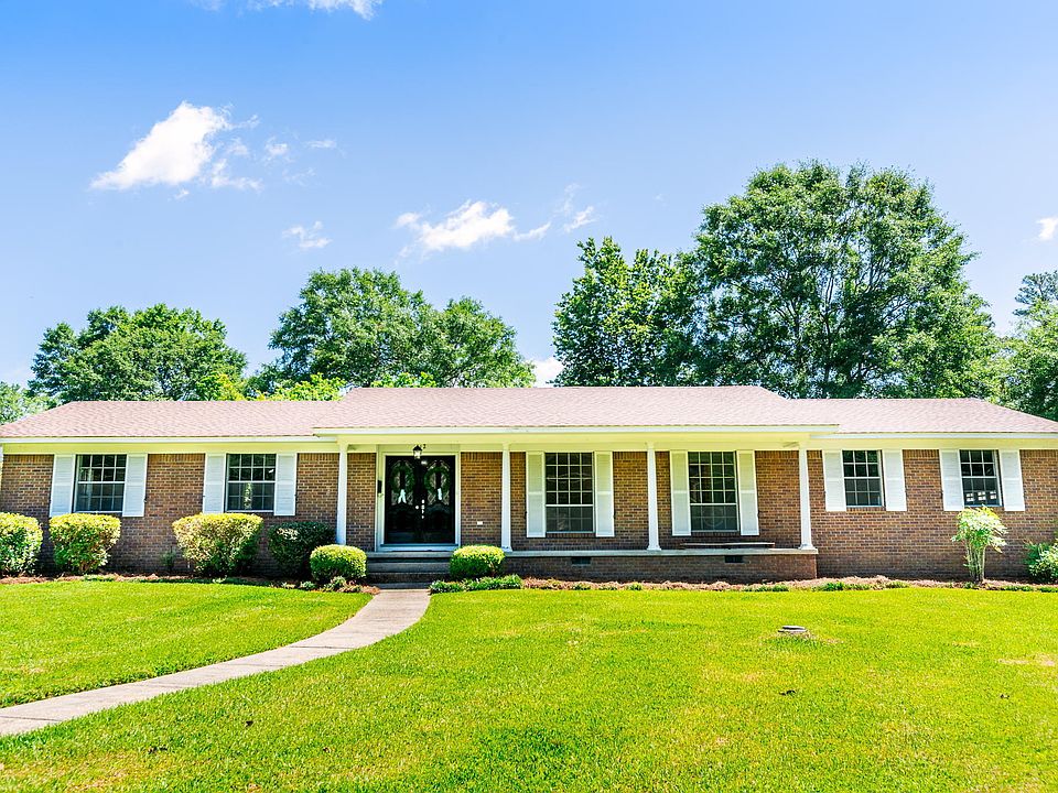 1st image of 212 Donwood Pl