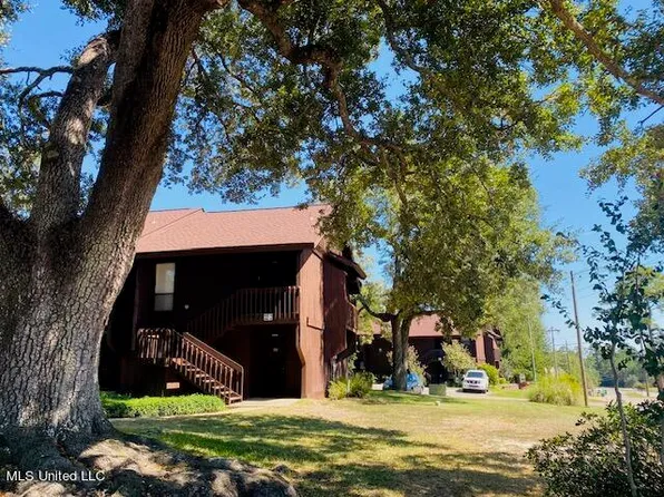 225 Molokai Vlg Building G, Diamondhead, MS 39525