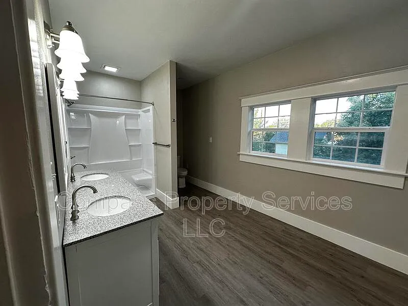 2220 Gorman Ave #2220