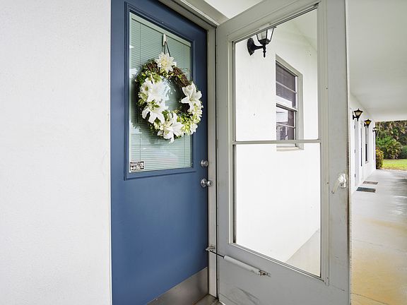 3rd image of 2929 SE Ocean Boulevard #134-3