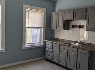 33 Armandine St APT 3, Dorchester Center, MA 02124