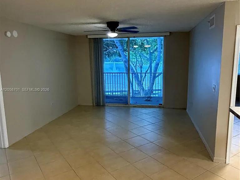 11155 SW 5th Pl #202 — Photo 7