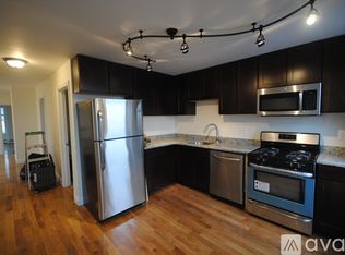 30 Wordsworth St #2R, Boston, MA 02128