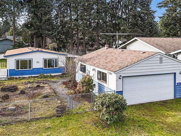 2nd image of 8629 Sequoia Court SE