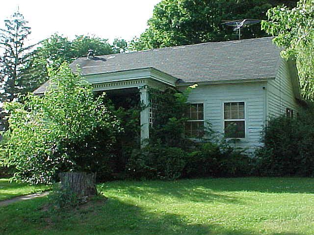 1st image of 3019 Stewart St