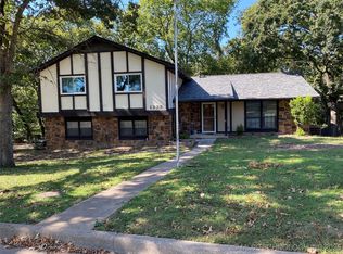 1329 Bynum Rd, Bartlesville, OK 74006