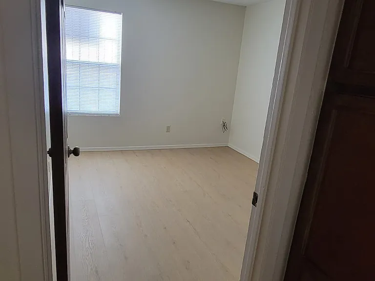 1511 Vanderbilt Dr #1511 — Photo 14