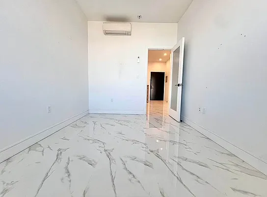 Rented by ERNY LLC | media 13