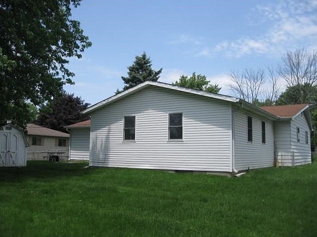2nd image of 3411 Ferncliff Ave