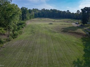 1099 Colegate Dr, Marietta, OH 45750