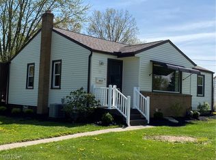 6915 Paxton Rd, Boardman, OH 44512