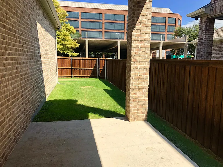 17644 Bottlebrush Dr — Photo 26