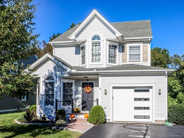 17 Olde Village Circle #17, Wallingford, CT 06492