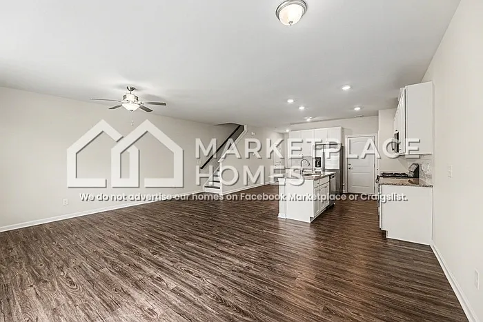 1209 Alston Ridge Ct — Photo 8