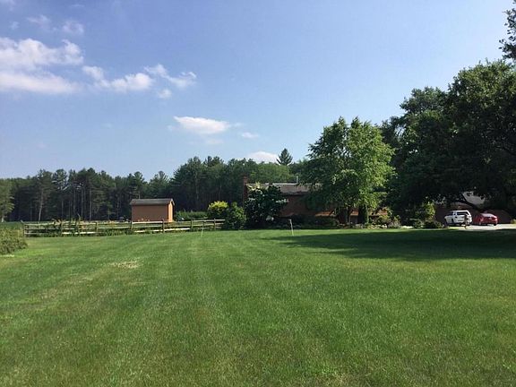 expansive front yard