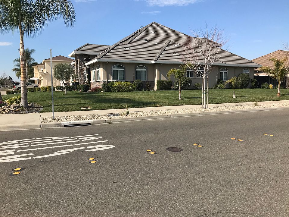 2nd image of 1793 E Springer Dr
