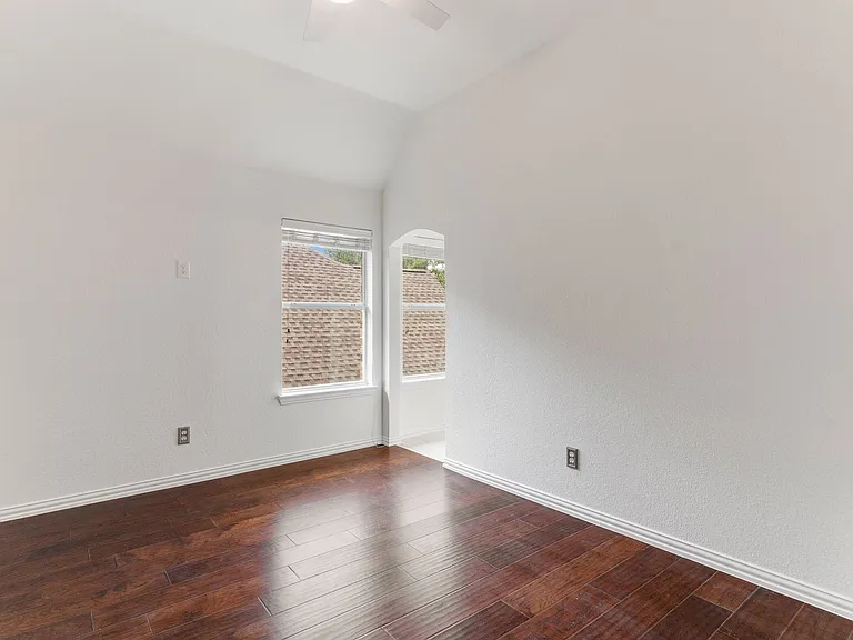 2417 Brenham Dr — Photo 36