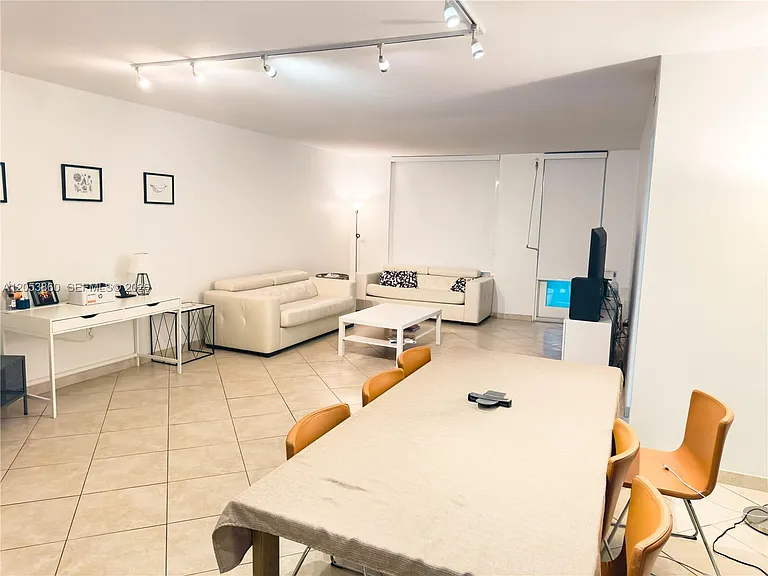 10185 Collins Ave #202 — Photo 29