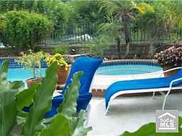 Gorgeous Pool and Spa