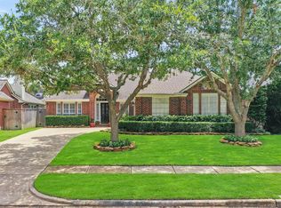 7422 Greatwood Grove Dr, Sugar Land, TX 77479