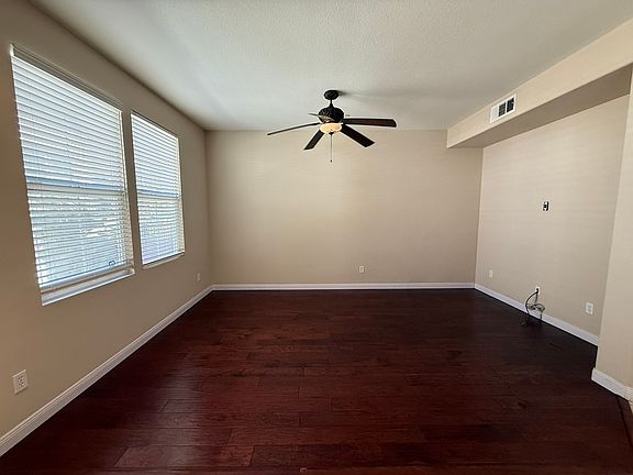 4th image of 1497 Amsterdam Ct
