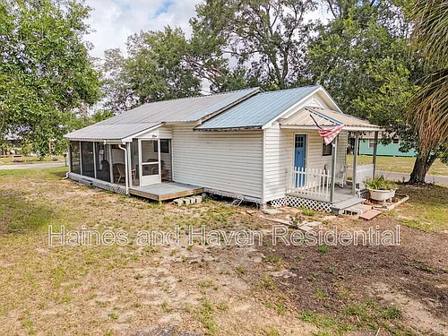 120 Chesney Blvd Photo 1