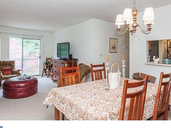 4th image of 17 Mimosa Ct