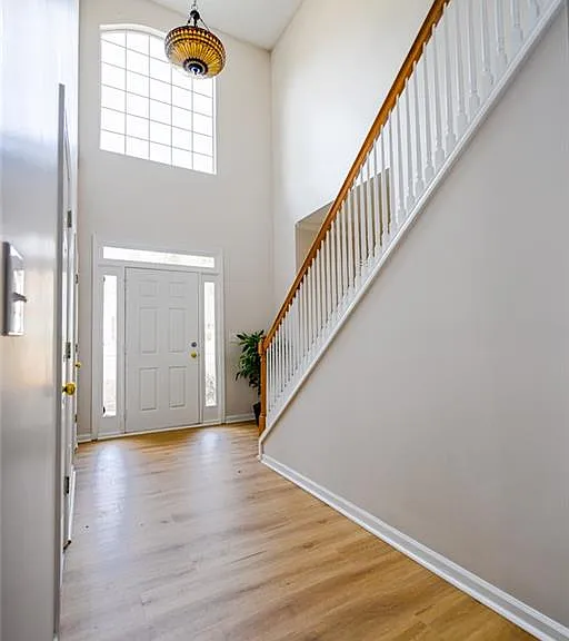 1570 Swan Valley Ct — Photo 17