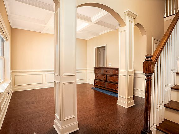 5th image of 2418 Antler Ridge Dr