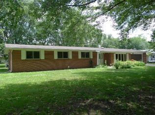 3005 Clark St, Charles City, IA 50616