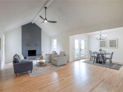 203 NE Crescent St, Lees Summit, MO, 64086