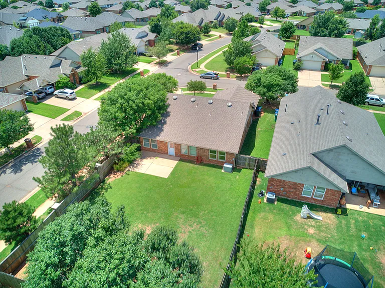 18100 Calle Way — Photo 43