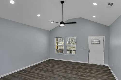 32 Roberson St Photo 1