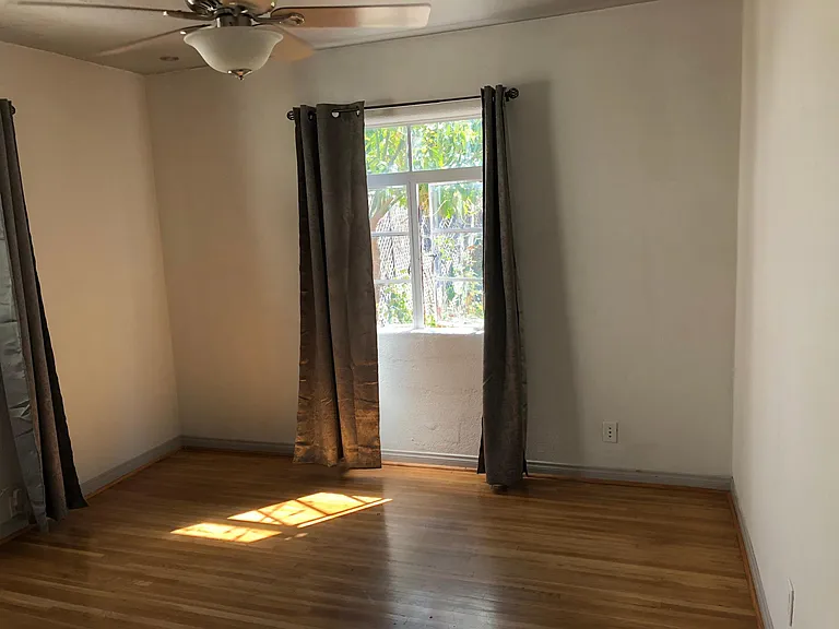 360 Adams Ave — Photo 27