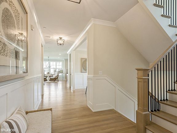 2nd image of 543 Kensington Lot 2