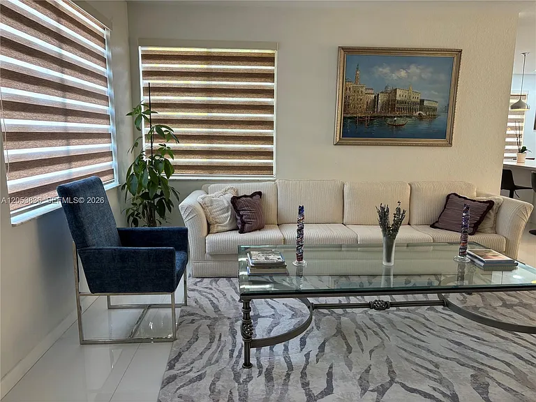 1362 Canary Island Dr — Photo 3
