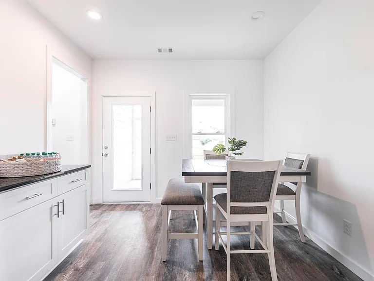 106 Leisure Pointe Cv — Photo 12