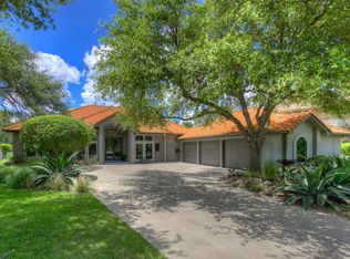 4 Stillmeadow Ct, The Hills, TX 78738