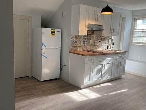 1st image of 50 Neulist Ave Floor 2